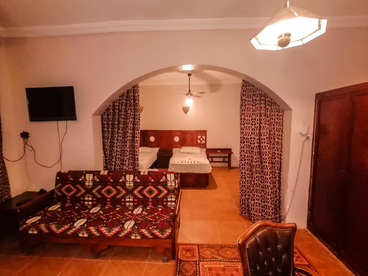 Ali Baba Hotel Dahab Buitenkant foto