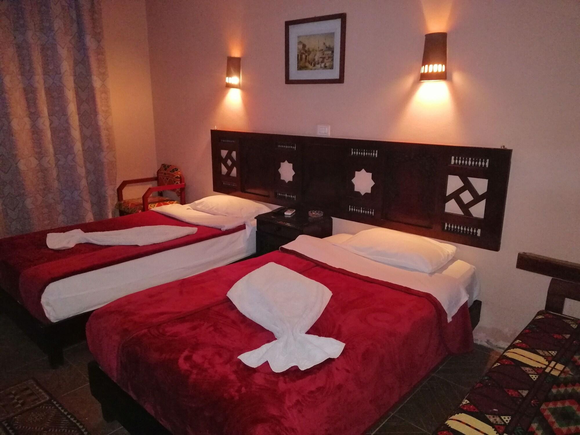 Ali Baba Hotel Dahab Buitenkant foto