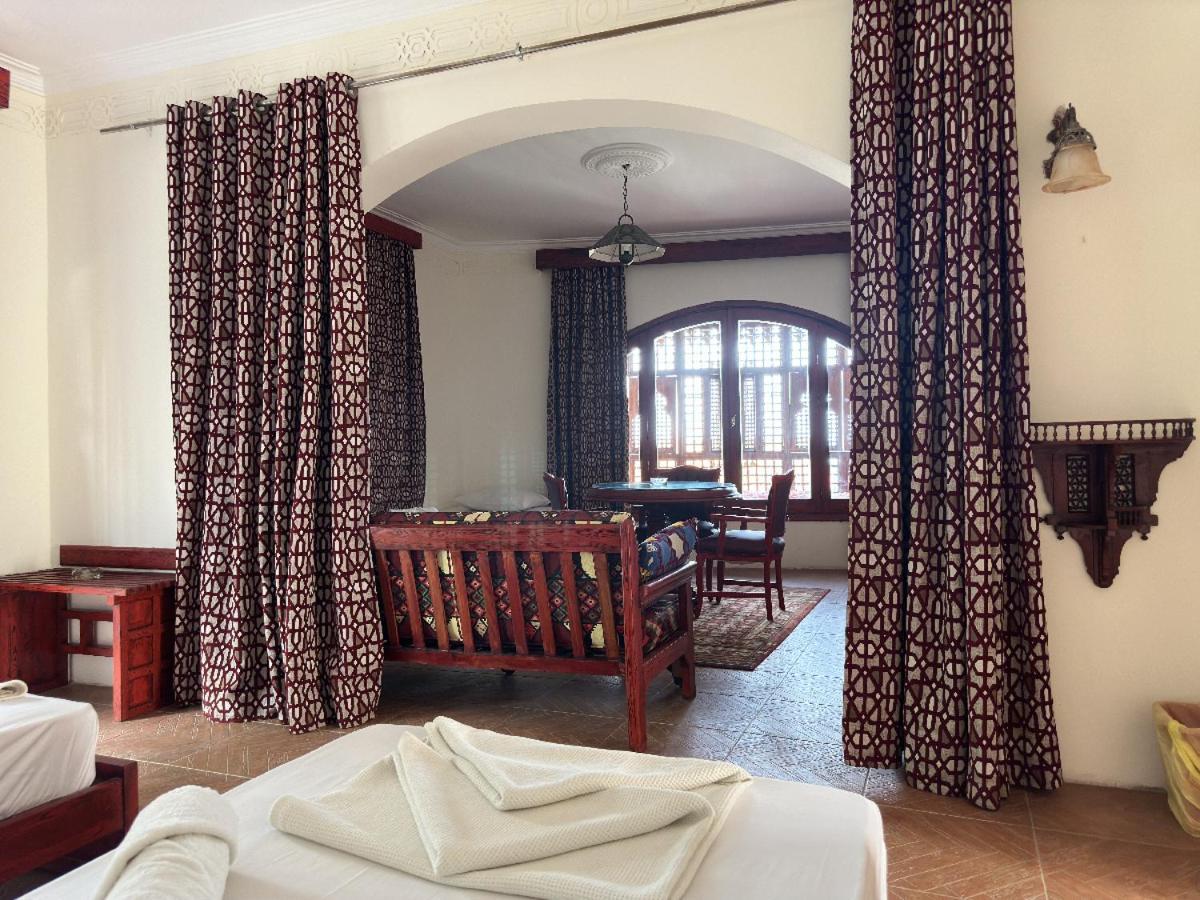 Ali Baba Hotel Dahab Buitenkant foto