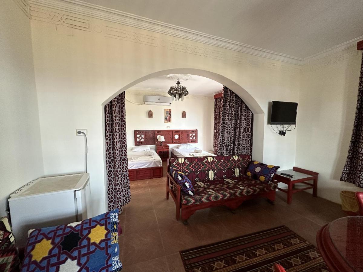 Ali Baba Hotel Dahab Buitenkant foto