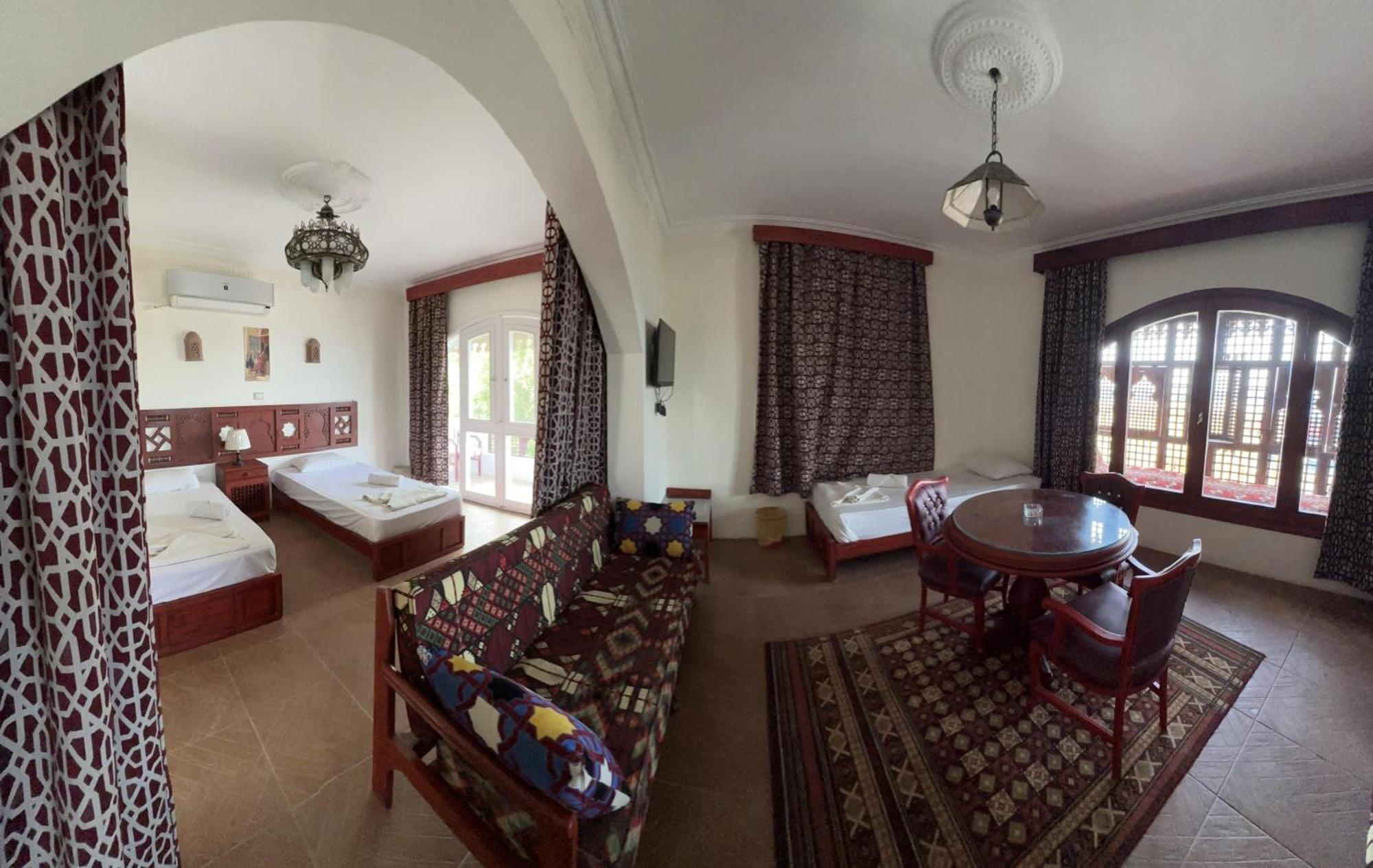 Ali Baba Hotel Dahab Buitenkant foto